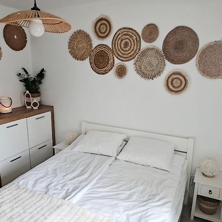 Apartament Pod Trzynastka Jelenia Góra Exteriör bild